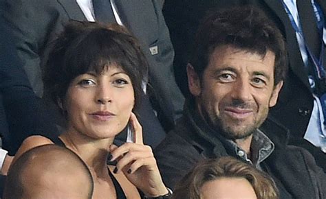 Patrick Bruel et Caroline : un tandem inséparable .